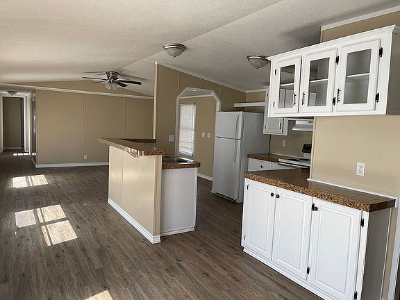 4th image of 3300 Voight Blvd #73