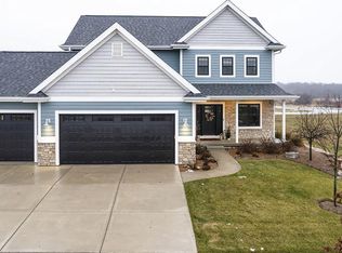 6254 John F Kennedy Dr, Deforest, WI 53532