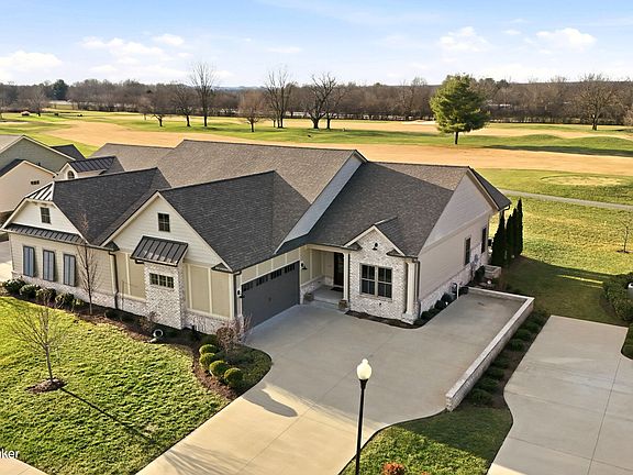 3rd image of 108 Christine Ct