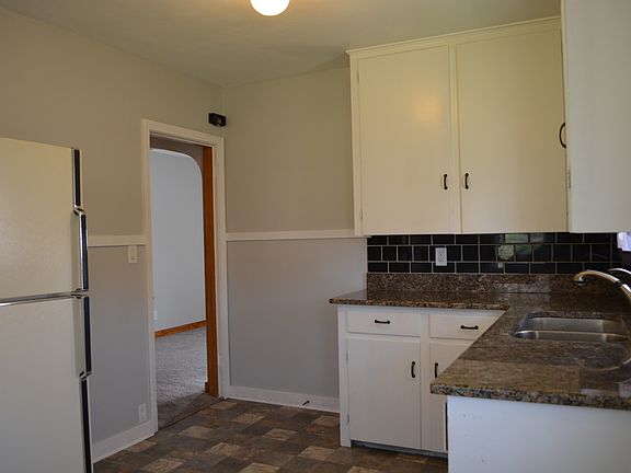 5th image of 1015 34th St