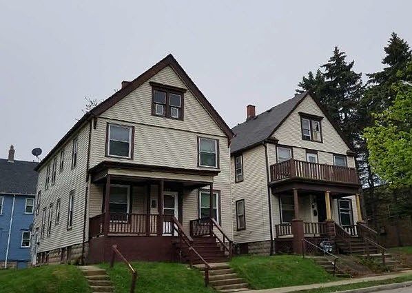 2nd image of 411 W Keefe Ave