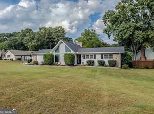 2256 Windsor Dr, Snellville, GA 30078