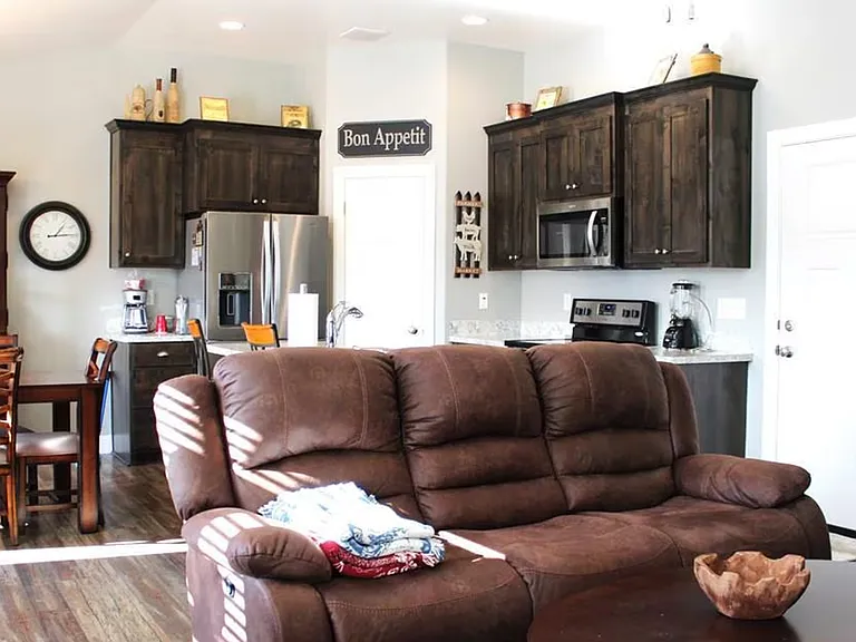 5172 Ryanne Way — Photo 6