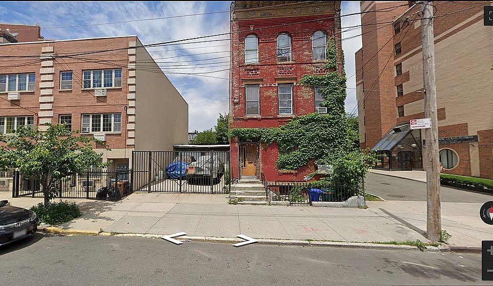 2nd image of 1475 Saint Marks Ave