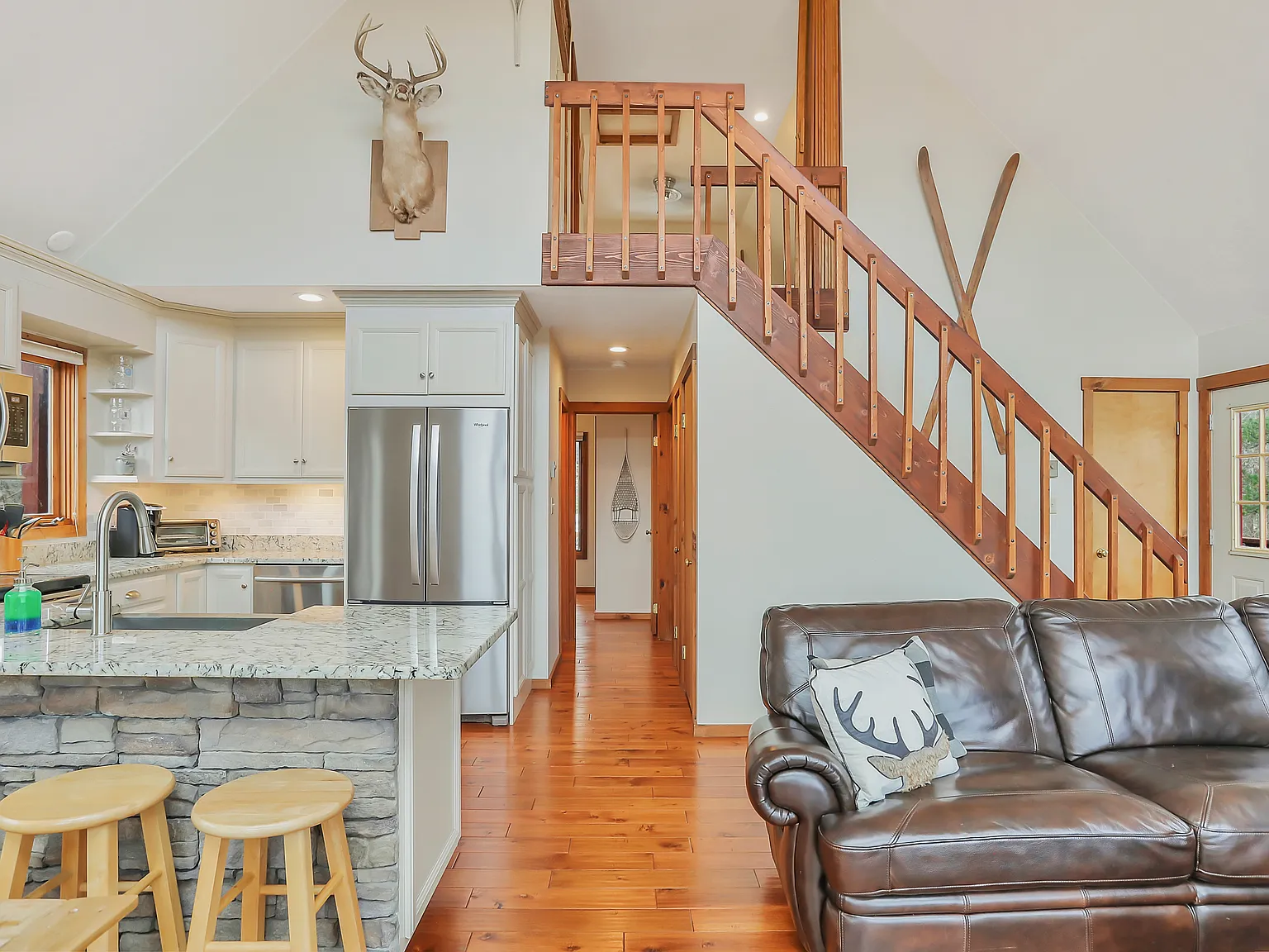 3 bed, 1469 sqft, $3,000 — Photo 1