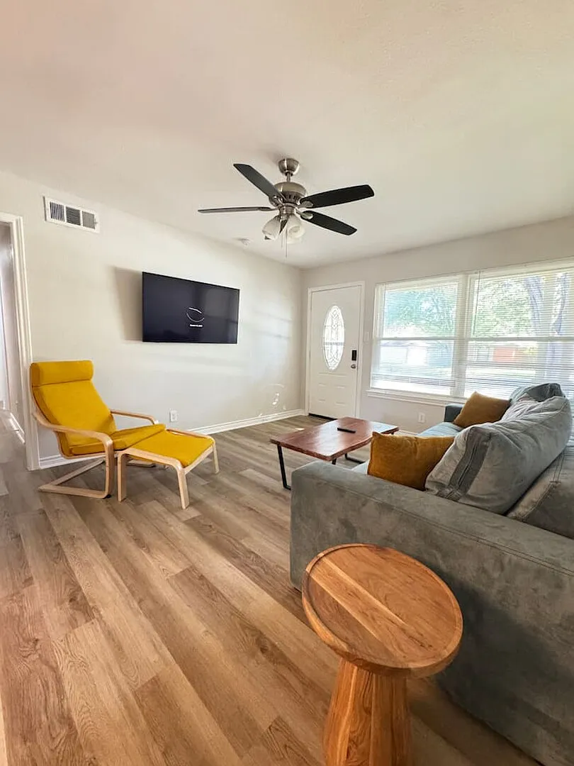 Stylish 3BR Retreat w/ Garage & Modern Comforts — Photo 3