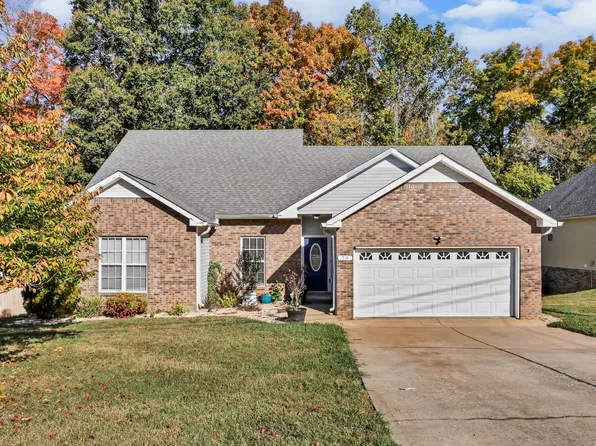 79 West Dr, Clarksville, TN 37040