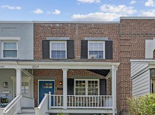 207 Evans Ln, Alexandria, VA 22305