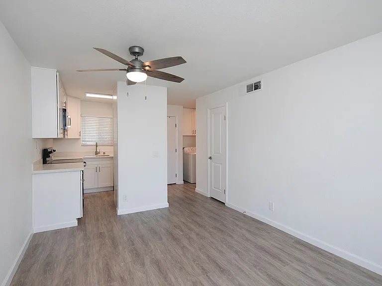 Golden Pacific Apartments — Photo 24