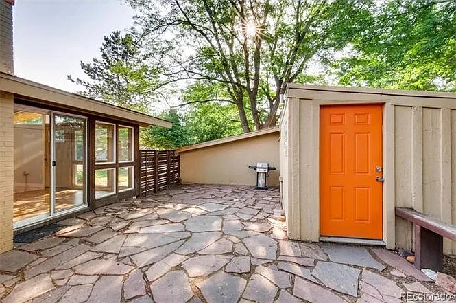3 bed, 1034 sqft, $3,150 — Photo 3