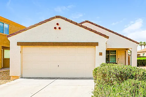 1453 E Kelsi Ave Photo 1