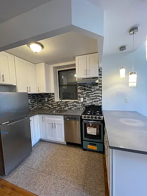 Rented by Charie Properties LLC | media 32