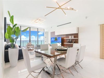 15701 Collins Ave #1504, North Miami Beach, FL, 33160