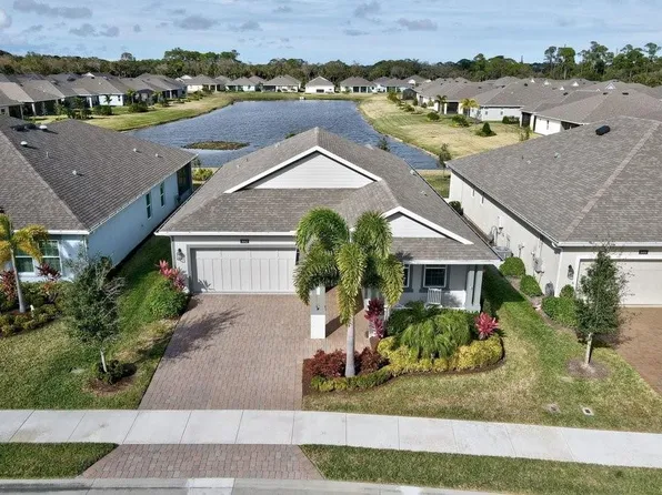 3662 Loblolly Square, Vero Beach, FL 32966