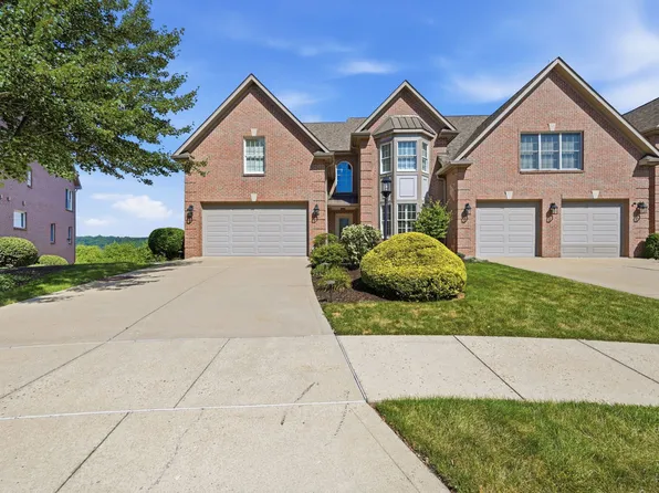 1571 Staunton Dr, Coraopolis, PA 15108