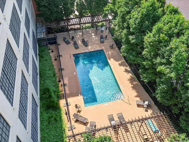 4100 Forest Park Ave #213 — Photo 39