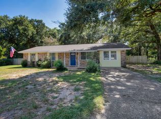 5229 Compass Ct, Pace, FL 32571