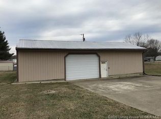 7500 E Sieveking Dr NE, New Salisbury, IN 47161