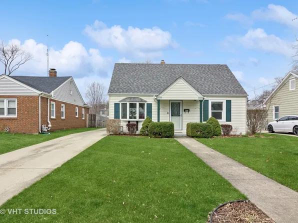 411 Ingleside Ave, Aurora, IL 60506