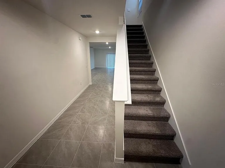 687 Park Place Blvd — Photo 7