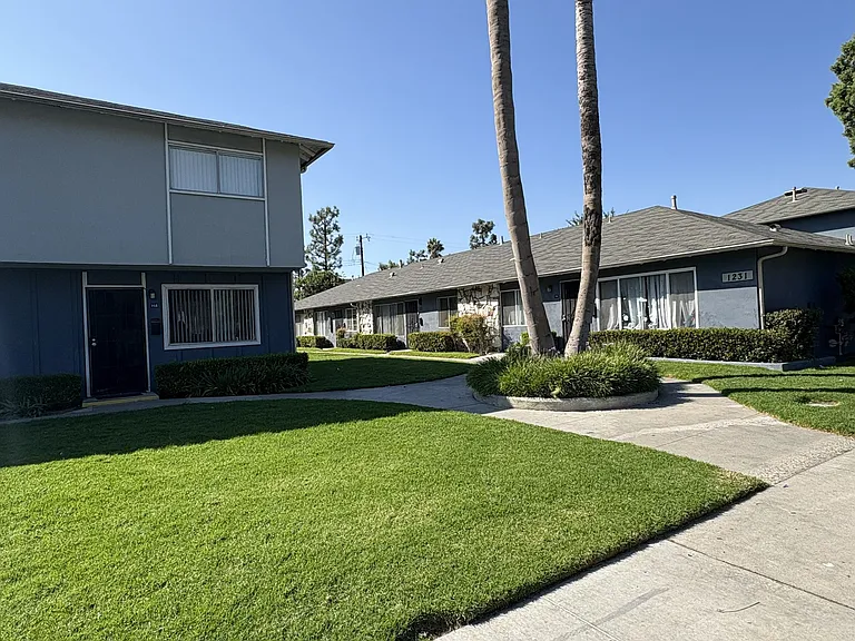 The Heritage Apartments — Photo 48