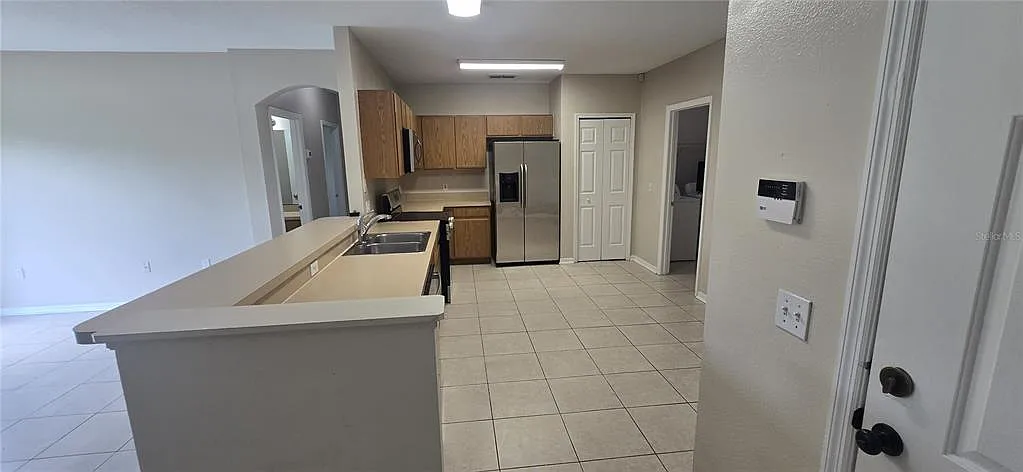 3 bed, 2.0 bath, 1400 sqft, $1,900 — Photo 2