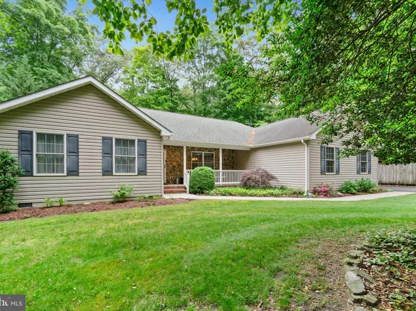 26062 Holly Ln, Greensboro, MD 21639