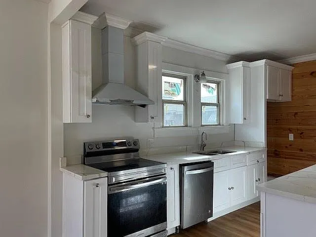 1011 Hancock St — Photo 6