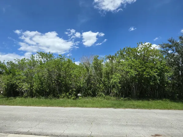 3909 SW Leesburg Street, Port St Lucie, FL 34953