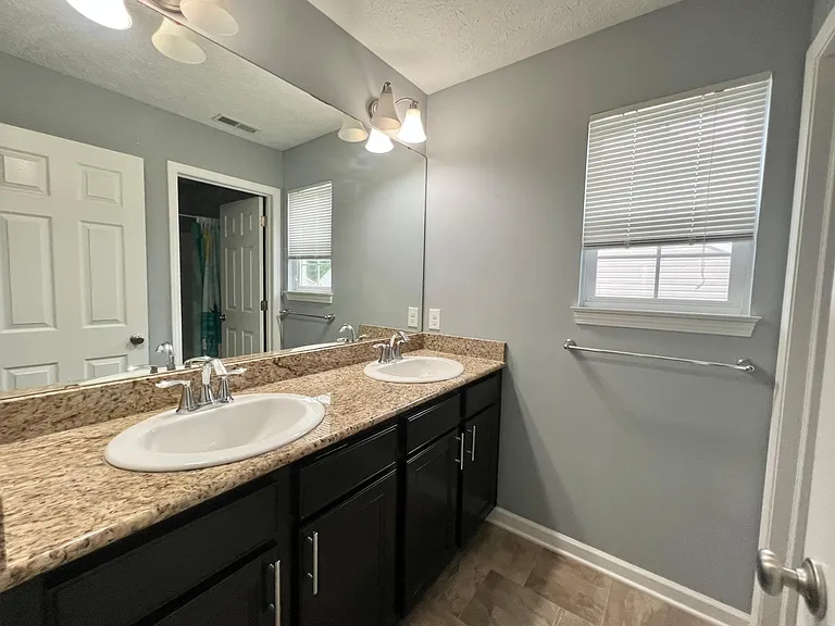 10454 Dogwood Dr — Photo 22