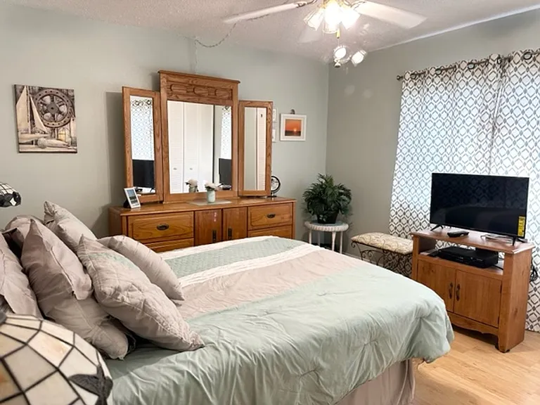 7701 Starkey Rd #731 — Photo 9