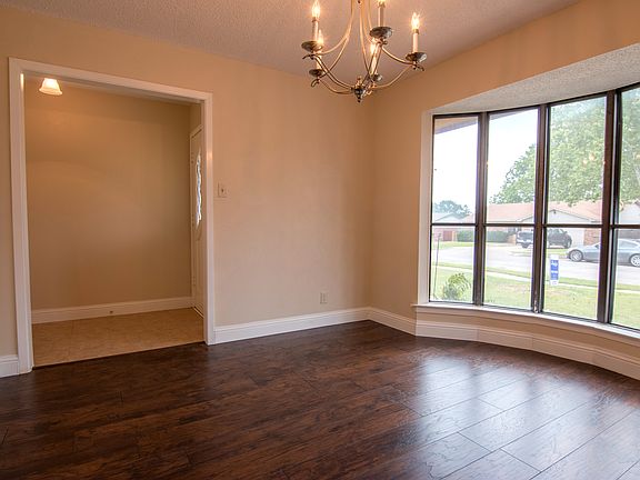 5th image of 9928 Dickens Dr