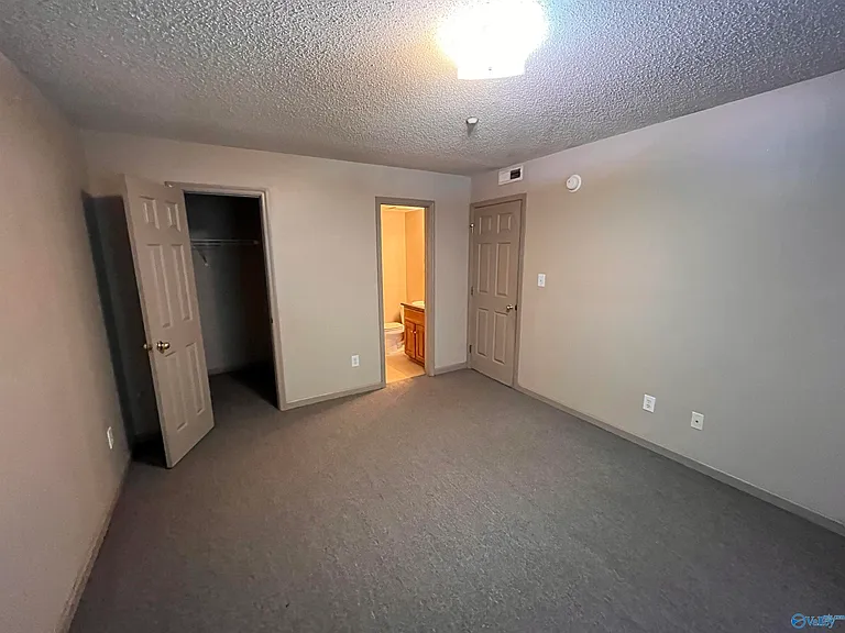 5005 Chancellor Sq NW #A — Photo 11