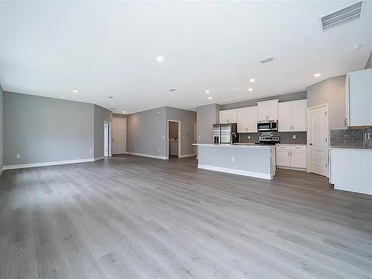 5574 SW 128th Pl — Photo 21