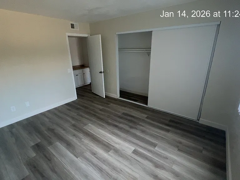 806 E Main St — Photo 7