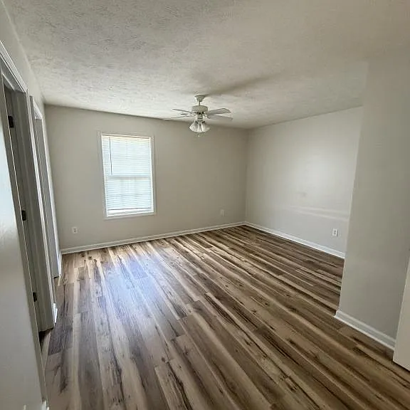 801 N Garfield St — Photo 9
