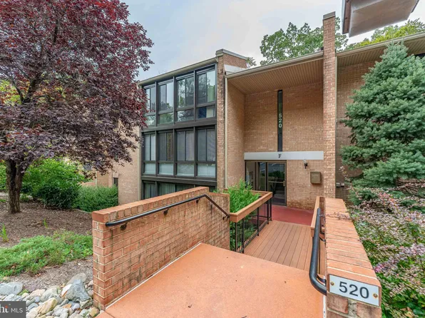 520 N Lemon St APT F11, Media, PA 19063