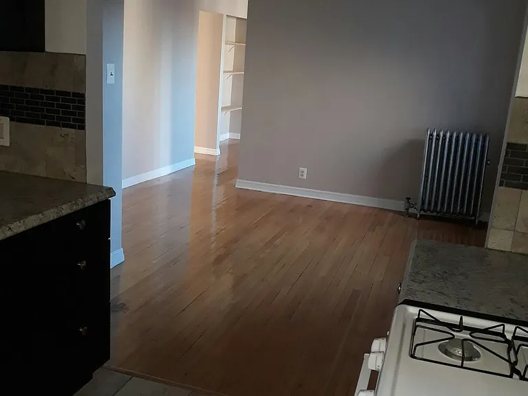 1317 W Estes Ave #3 — Photo 3