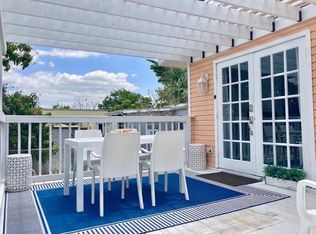 1228 Ridge St, Naples, FL 34103