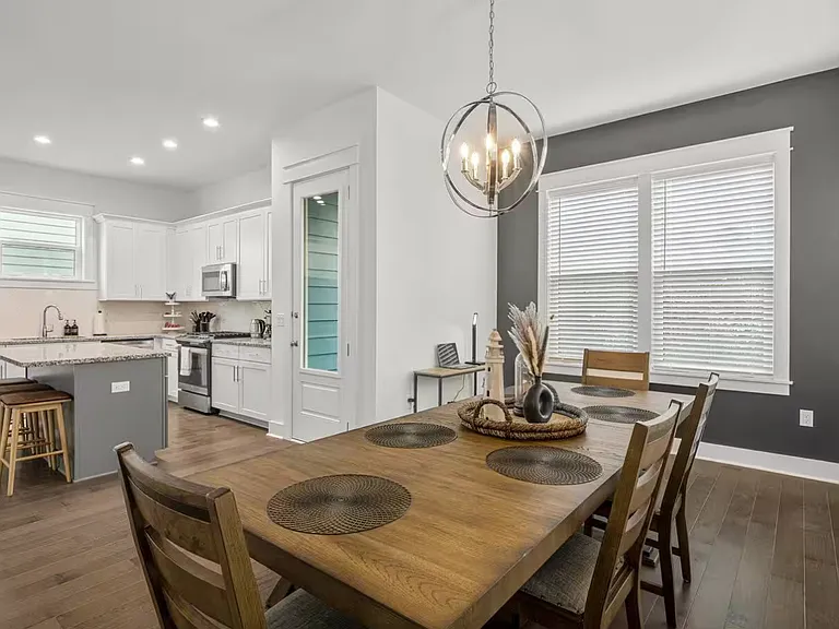 2707 Lagoon Manor Dr — Photo 21