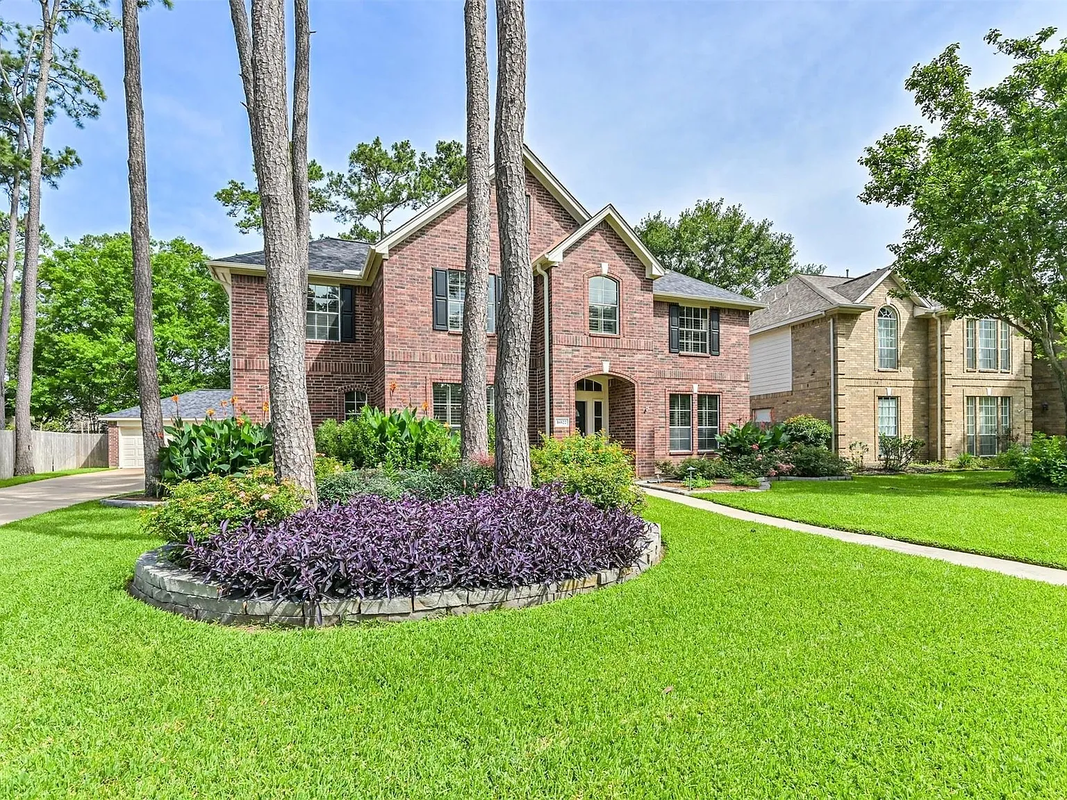 5 bed, 4.5 bath, 3161 sqft, $5,000 — Photo 2