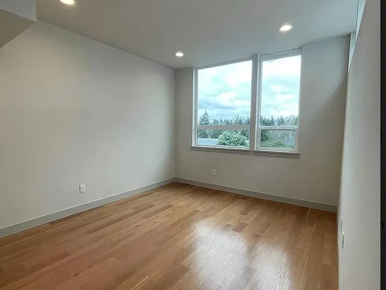 5030 Sand Point Pl NE #C — Photo 9