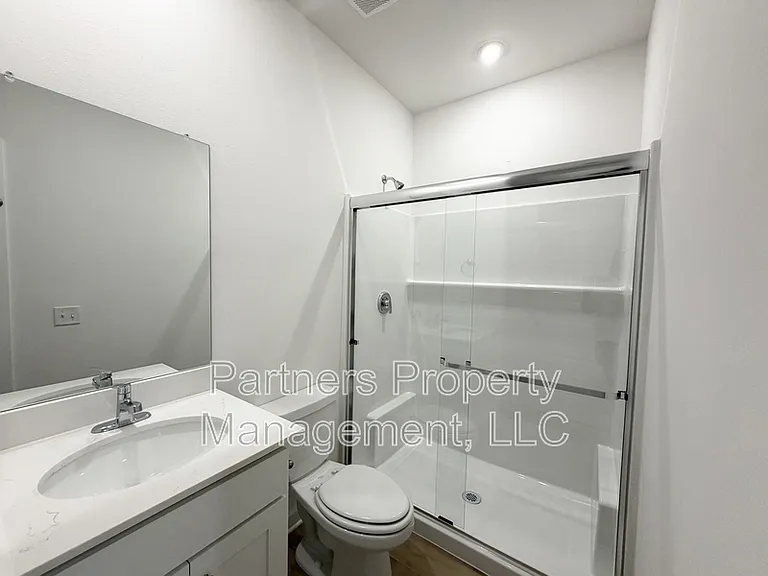 537 S Neon Ave — Photo 12