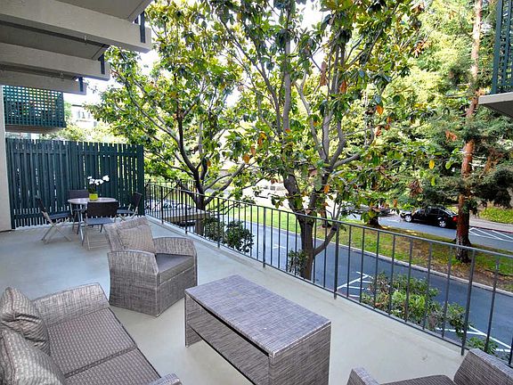 2nd image of 833 N Humboldt St APT 204
