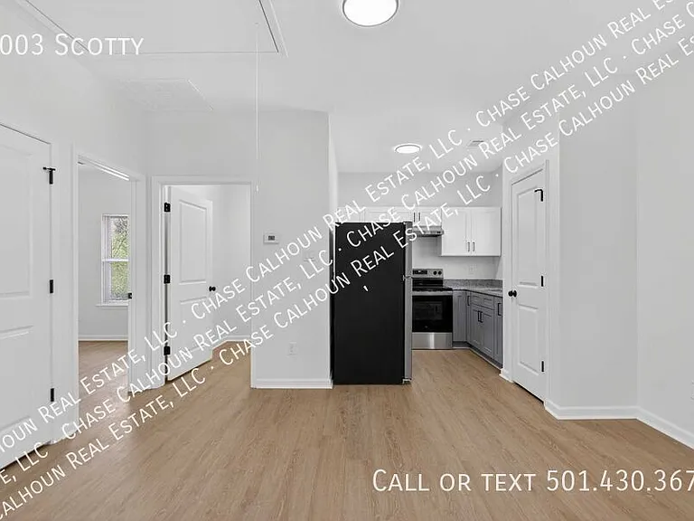 2003 Scotty Ct — Photo 3