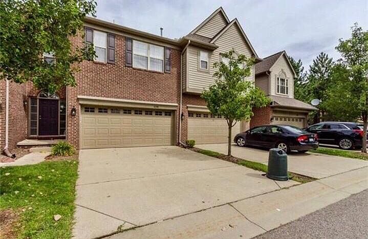 1st image of 41190 Maplewood Dr #C12