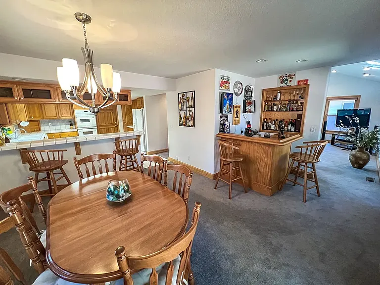 920 Tanglewood Dr — Photo 11