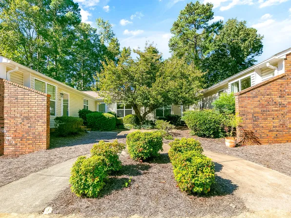 5913 Suncreek Ct, Raleigh, NC 27606