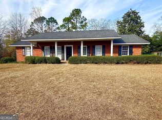 107 Bel Air Dr, Statesboro, GA 30461