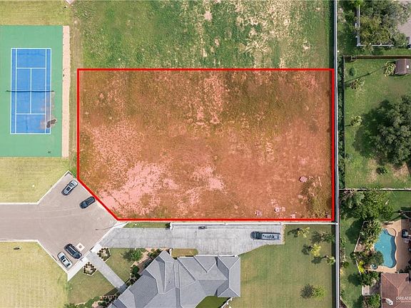 2nd image of 3018 W Rockefeller Ln